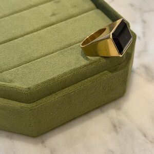 18k GOLD & AMETHYST Emerald Cut Cocktail Ring Size 5